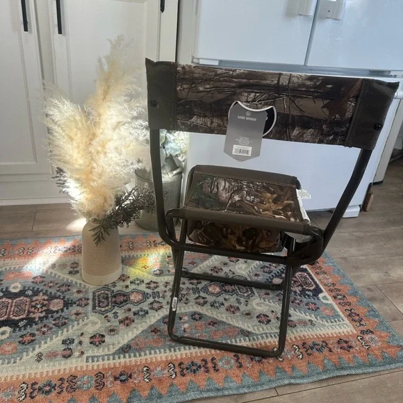 New Realtree Youth Portable Chair Stool With Back Camo Camouflage Folding Chair - Picture 7 of 10